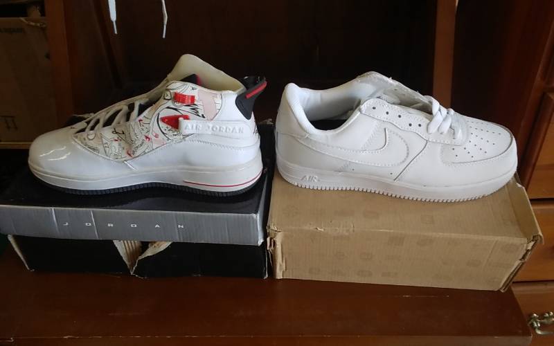 lot 7 image: 2 Pair Shoes Size 7 12 NEW
