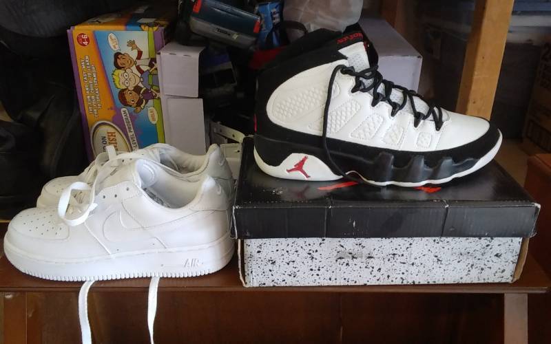 lot 8 image: 2 Pair Shoes Size 7 12 NEW