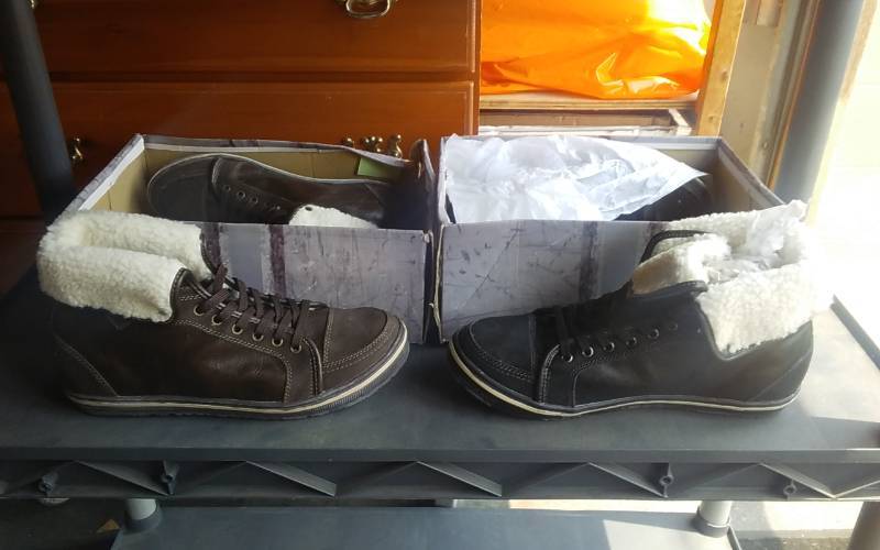 lot 29 image: 2 Pair Shoes Size 10 12 & 11 NEW