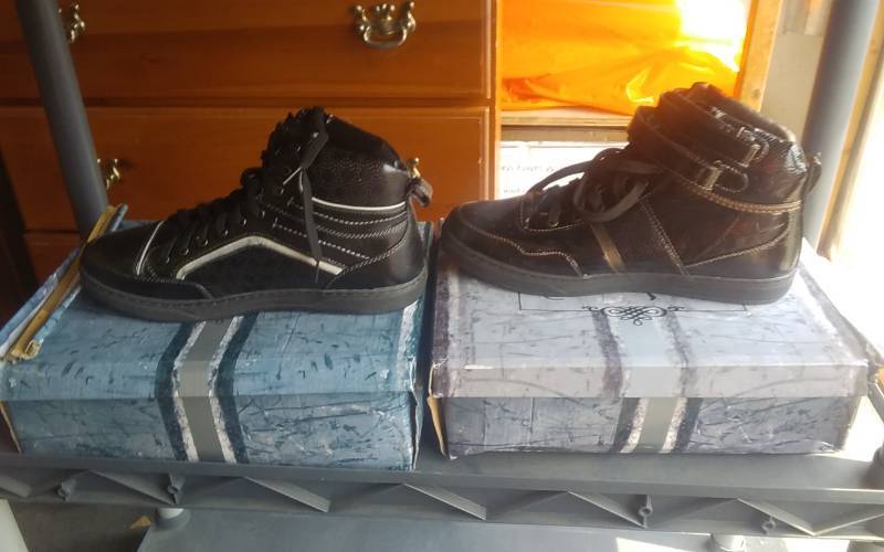 lot 33 image: 2 Pair Shoes Size 11 NEW