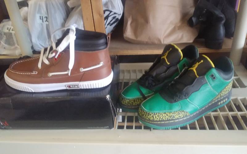 lot 35 image: 2 Pair Shoes Size 12 NEW