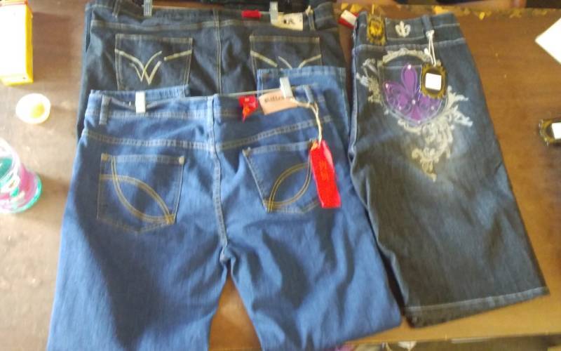 lot 65 image: 2-Pair Junior Jeans Size 1920, 1-Pair Shorts Size 20