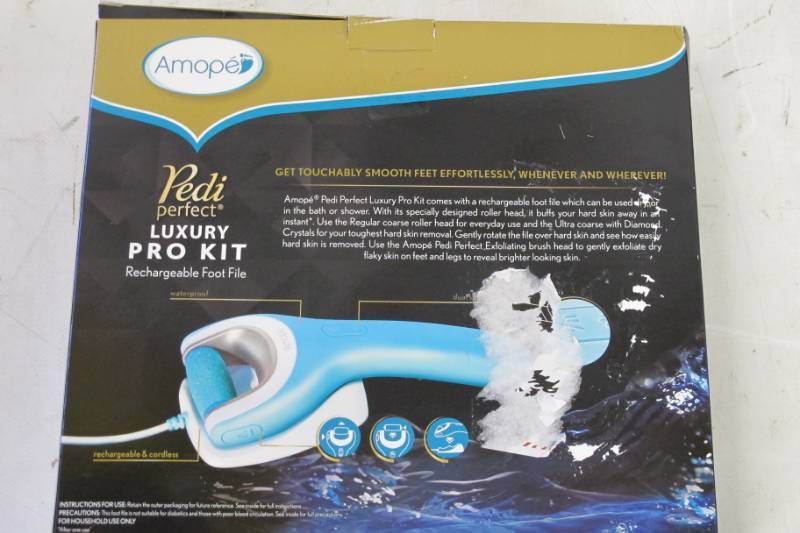 lot 52 image: Amope Pedi Perfect Wet & Dry Rechargeable Foot File, Regular Coarse 1 ea