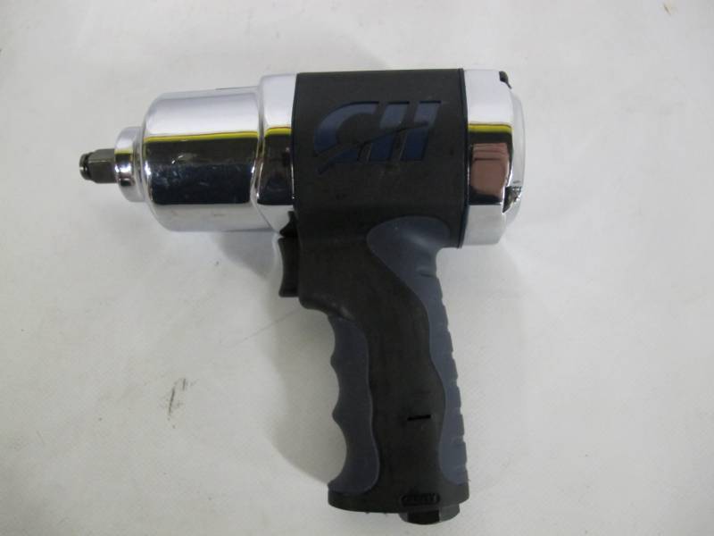 lot 207 image: Campbell Hausfeld 12 Impact Wrench (TL140200AV)