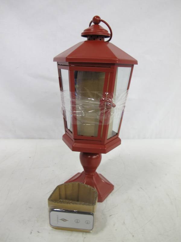 lot 22 image: Luminara 17 Windsor Lantern with Pedestal & Flameless Candle (Red) - Tested Good
