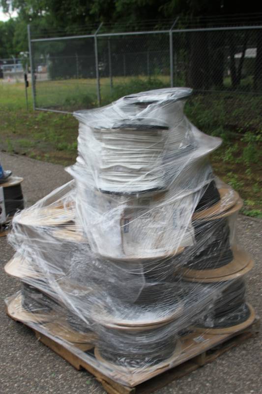 lot 24 image: Entire Pallet of Miscellaneous Professional Multimedia, Speaker, Control, Network & Audio  Video Cable
