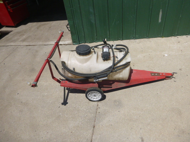 lot 11 image: Flo Jet Lawn Sprayer
