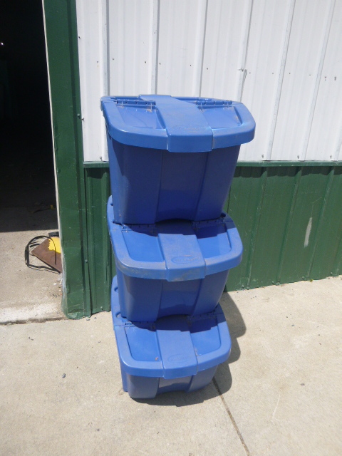 lot 16 image: Suncast Stackable Storage Bins