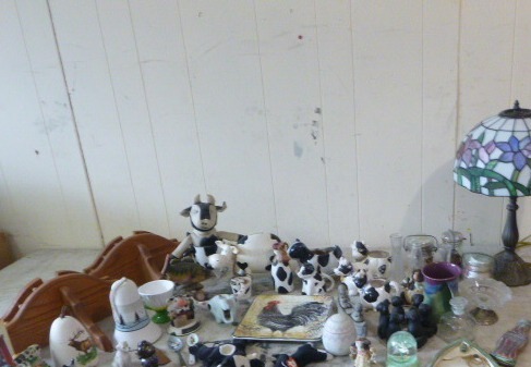 lot 39 image: Miscellaneous Home Dcor