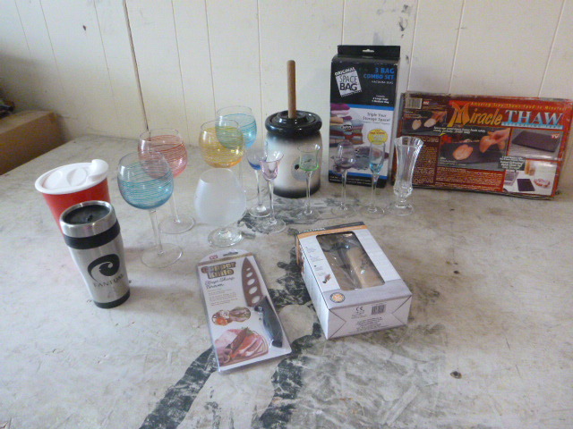 lot 41 image: Miscellaneous Kitchen Items