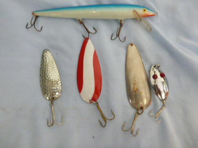 lot 77 image: Miscellaneous Lures and Tackle