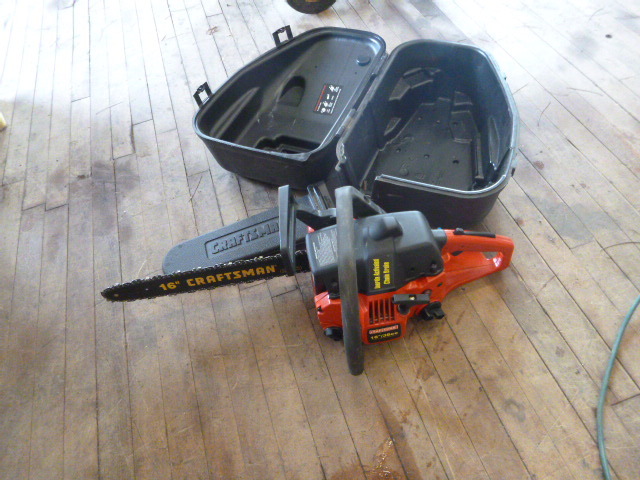 lot 89 image: Craftsman Chain Saw