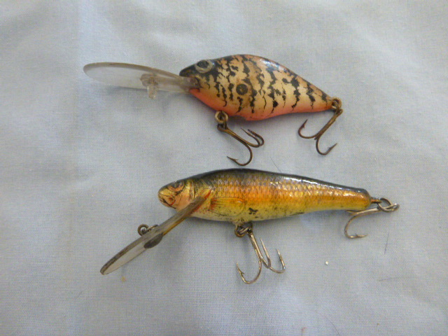 lot 108 image: 2 Hard Bait Lures