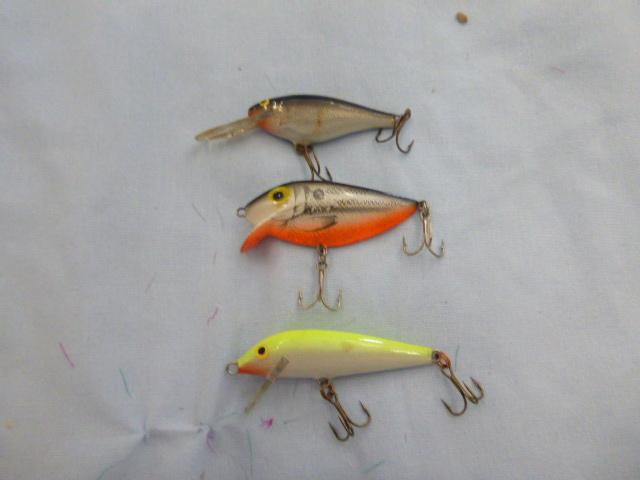 lot 110 image: 3 Hard Baits Lures