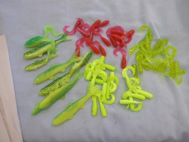 lot 119 image: Various Soft Bait