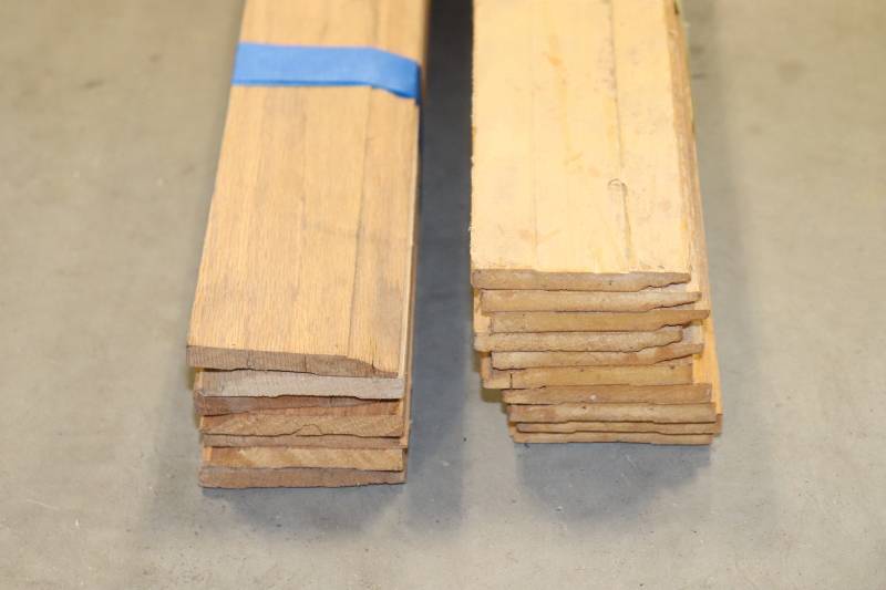 lot 4 image: Baseboard 185 Linear Feet