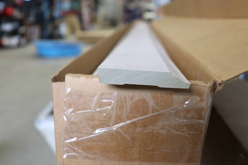 lot 6 image: Prefinished Mitered Baseboard