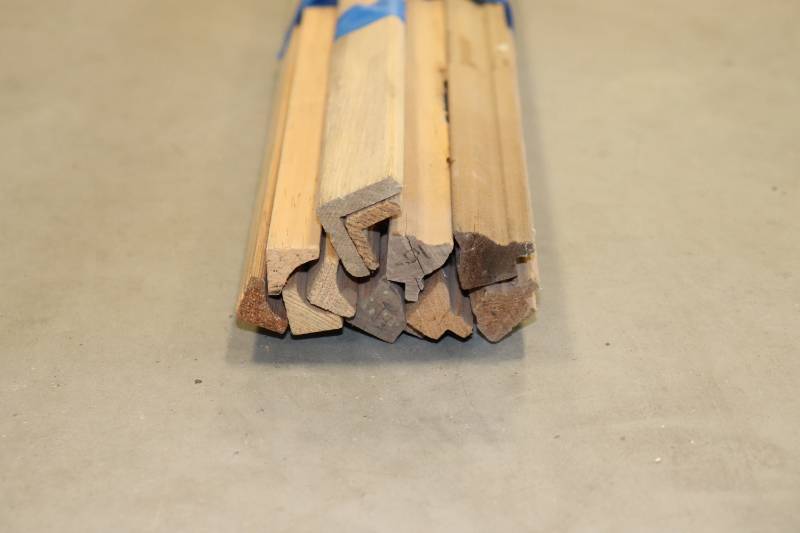 lot 9 image: Misc Trim