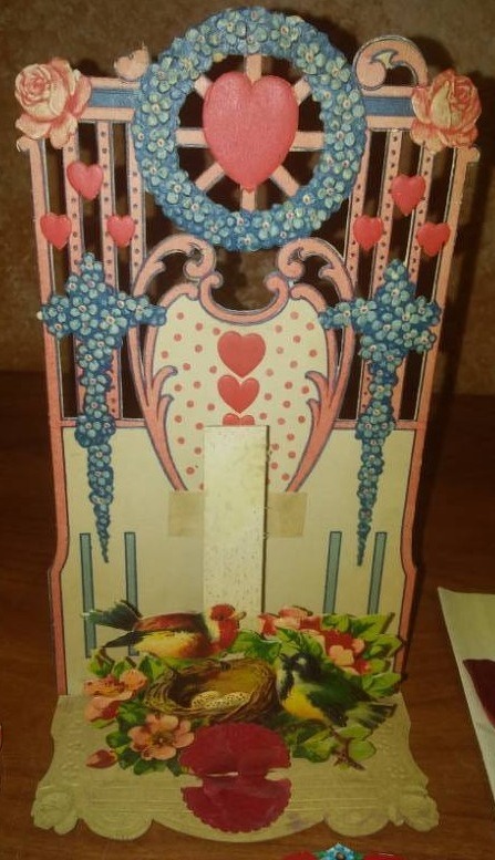 lot 72 image: 22 Valentine vintage cards, stand up, motion cards - very cool.