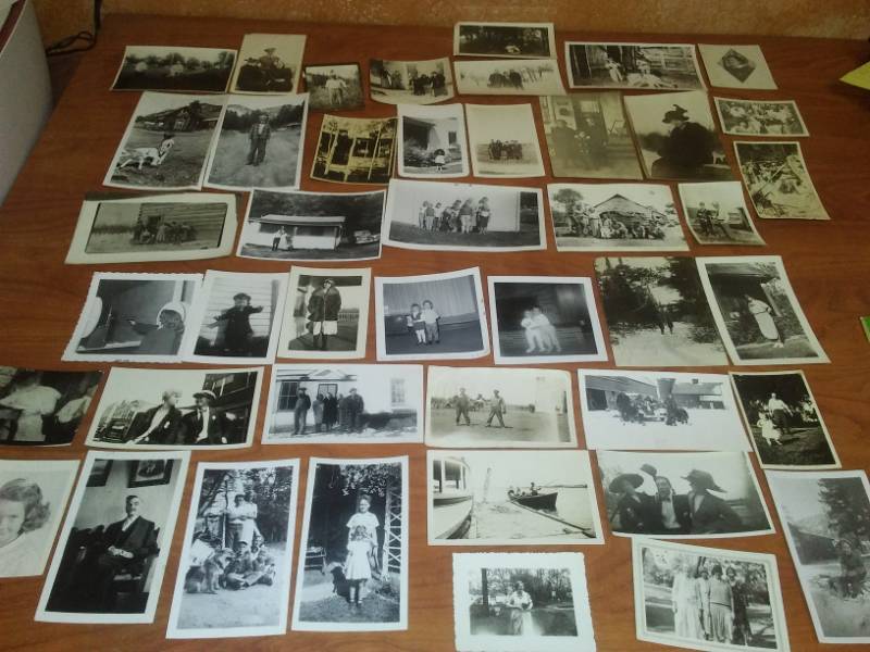 lot 75 image: photographs vintage, antique, many with writing on back.