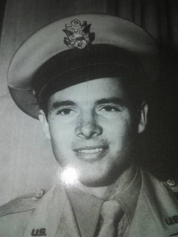 lot 87 image: Audie Murphy WW2 photo, near Perfect.