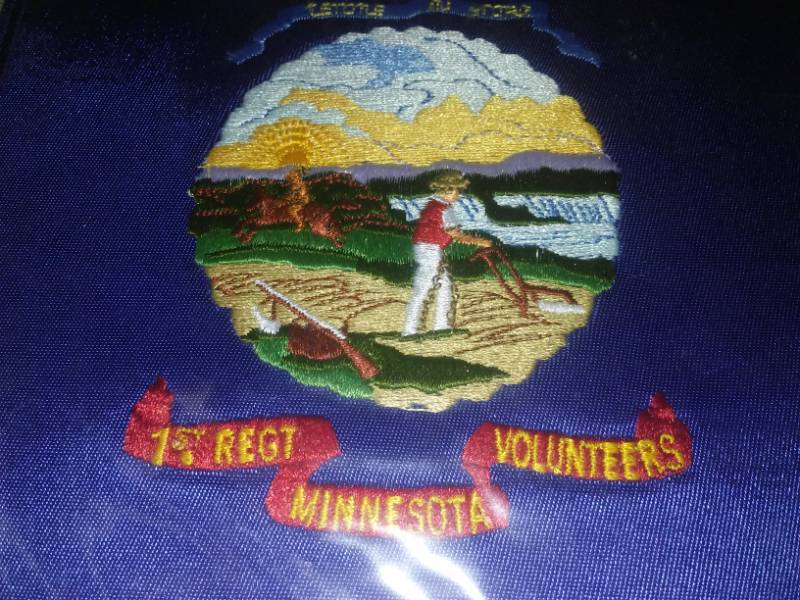 lot 101 image: Civil War battle flag of Minnesota.