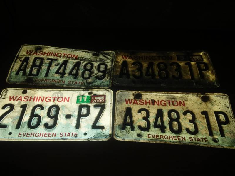lot 187 image: Washing License Plates (4)