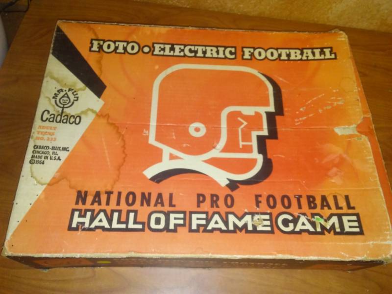 lot 196 image: Cadaco NFL Football Game  Foto-electric