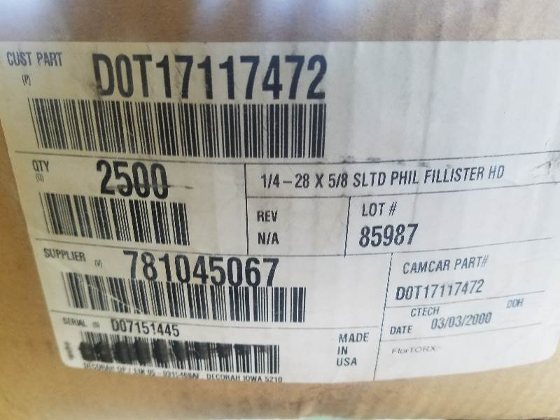lot 19 image: Screws