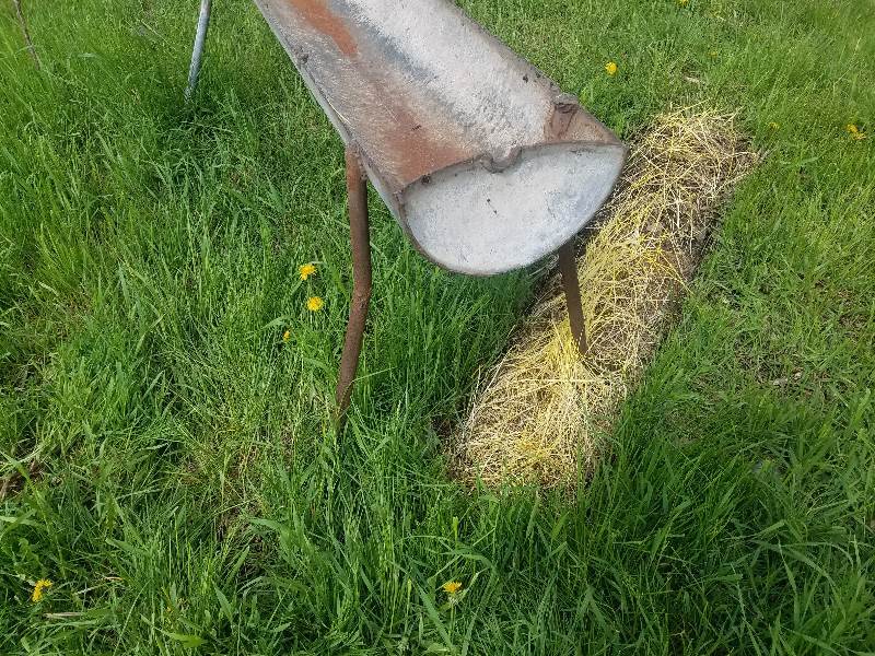 lot 52 image: Homemade Feeder