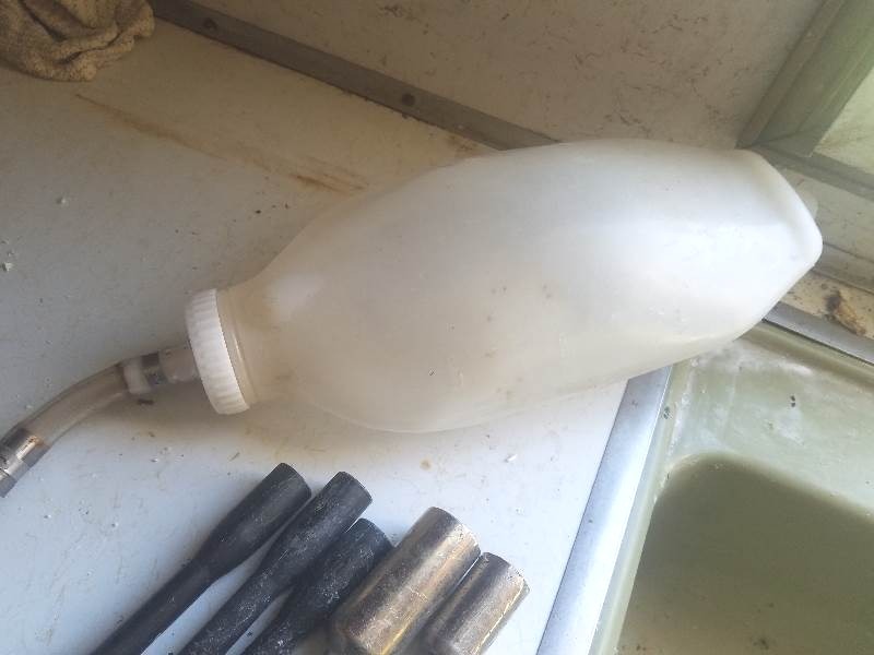 lot 80 image: Balling Guns & Force Feed Tube