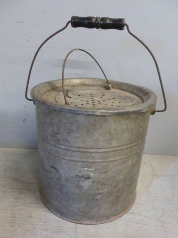 Vintage Minnow Bucket