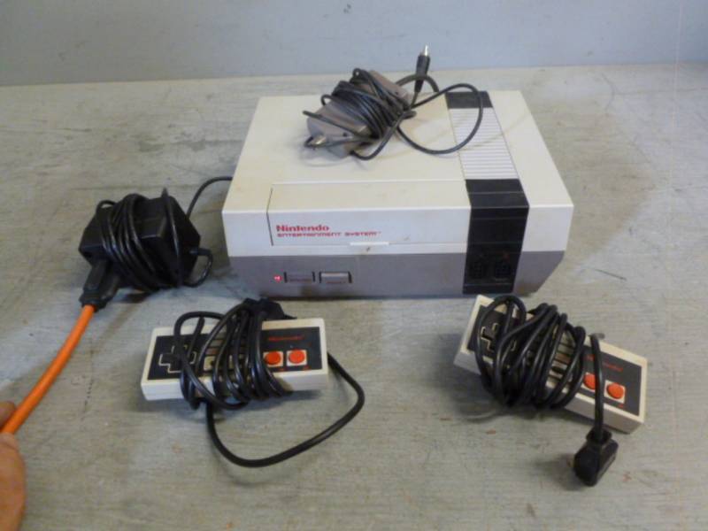Nintendo NES Game System