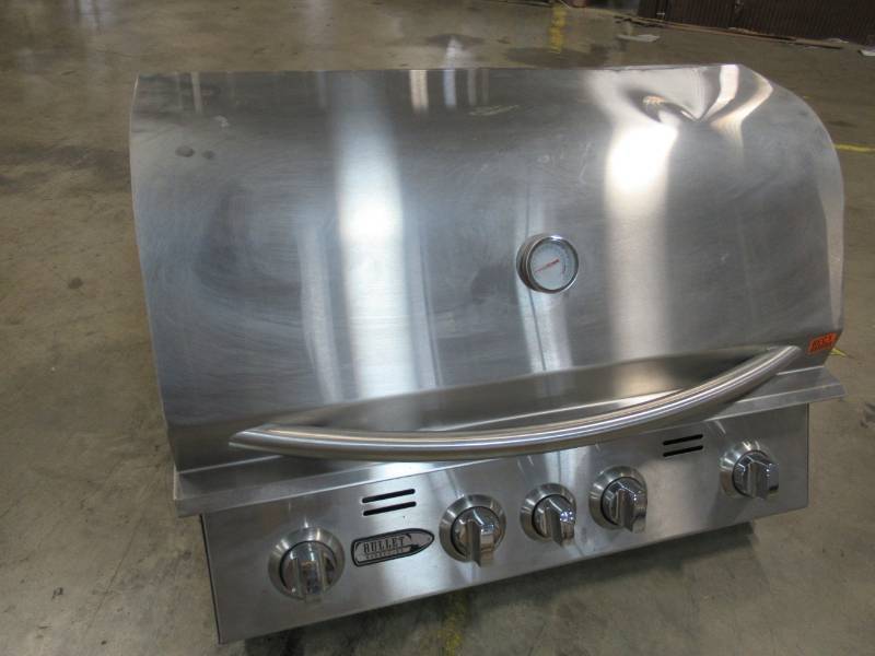 lot 50 image: Bull Outdoor Products Outlaw 4-Burner Patio Island Propane Gas Grill, Missing Rotisserie and Regulator.