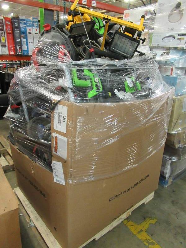 lot 97 image: WHOLESALE MIXED PALLET OF RETURNS - HAND AND POWER TOOLS