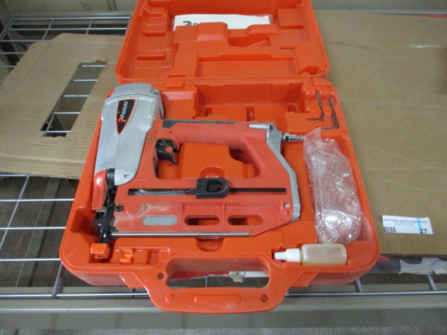 lot 27 image: Paslode Air Finish Nailer