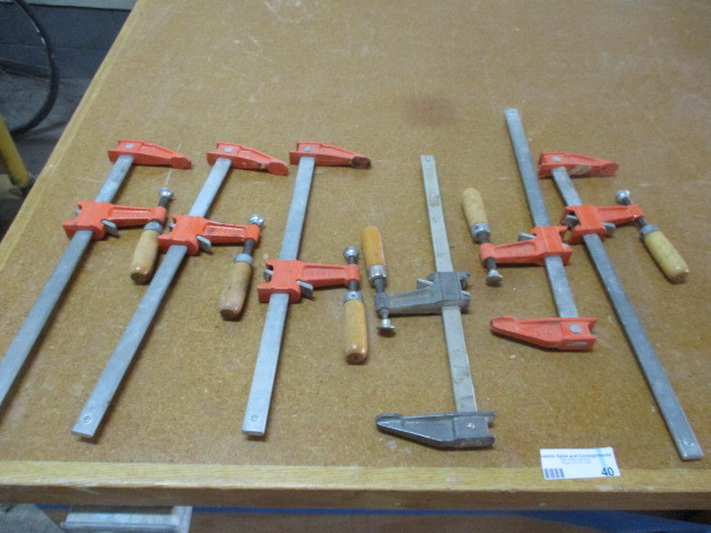 lot 40 image: 14 Clamps