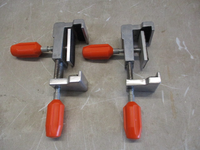 lot 42 image: Face Frame Clamps