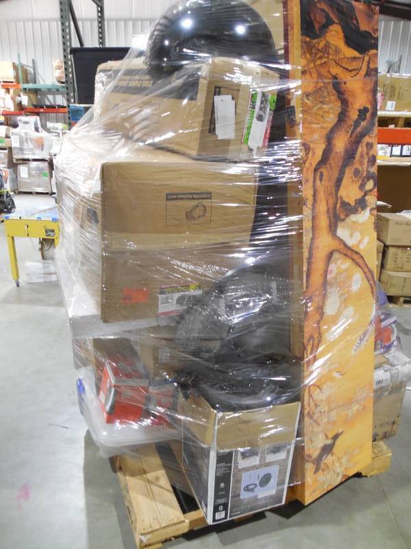 PALLET LOT OF GENERAL MERCHANDISE, TOTES, LIGHTS, MIRROR,