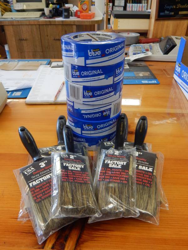 lot 33 image: Lot of Paint Brushes and Painters Tape