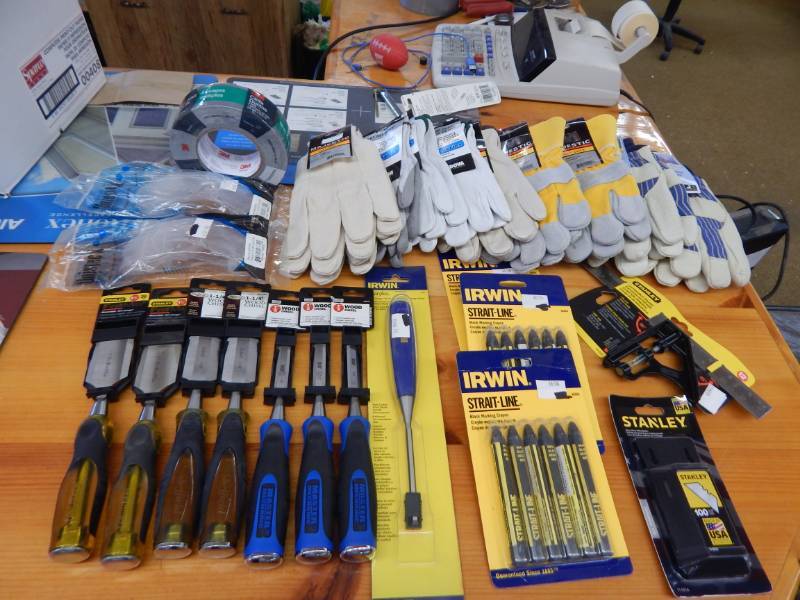 lot 53 image: Hand Tool and Glove Lot