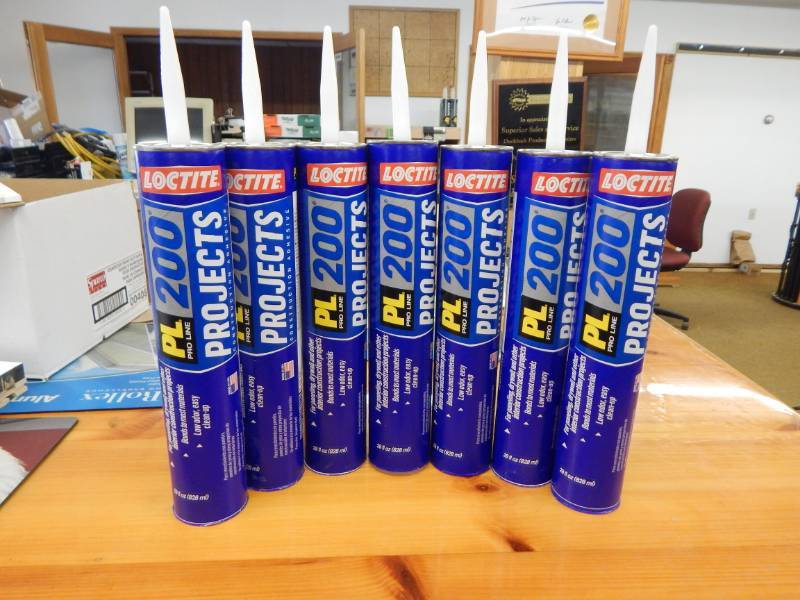 lot 56 image: Multi-Purpose Construction Adhesive Caulk