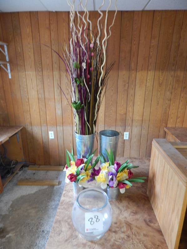 lot 88 image: Artificial plants and decorative containers
