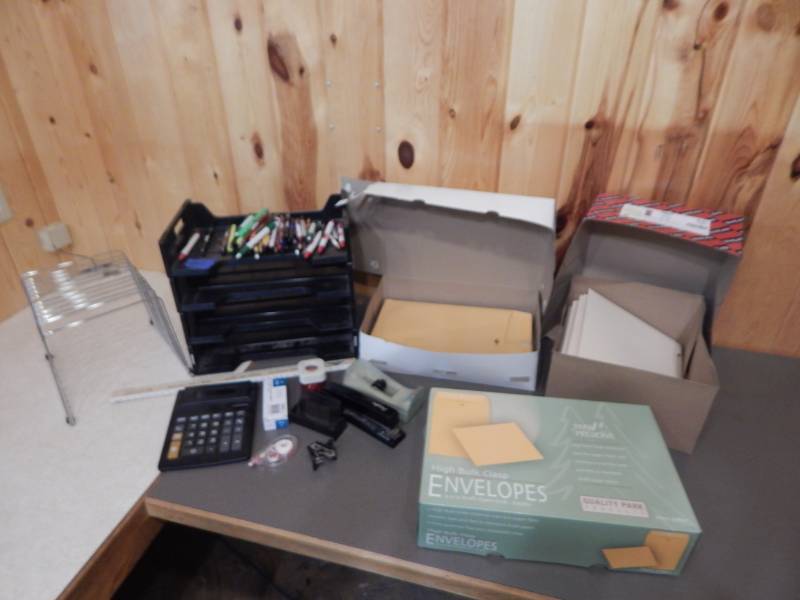 lot 121 image: Huge office supply lot