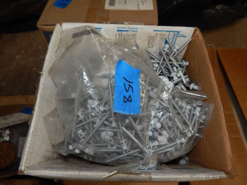 lot 158 image: Neoprene Washer screws Bright White color, various lengths