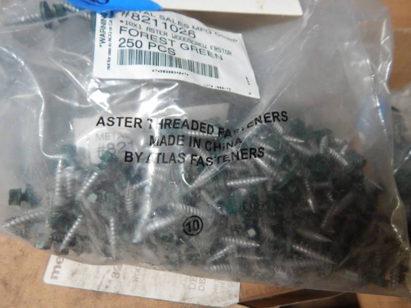 lot 160 image: Neoprene Washer screws Forest Green color, various lengths