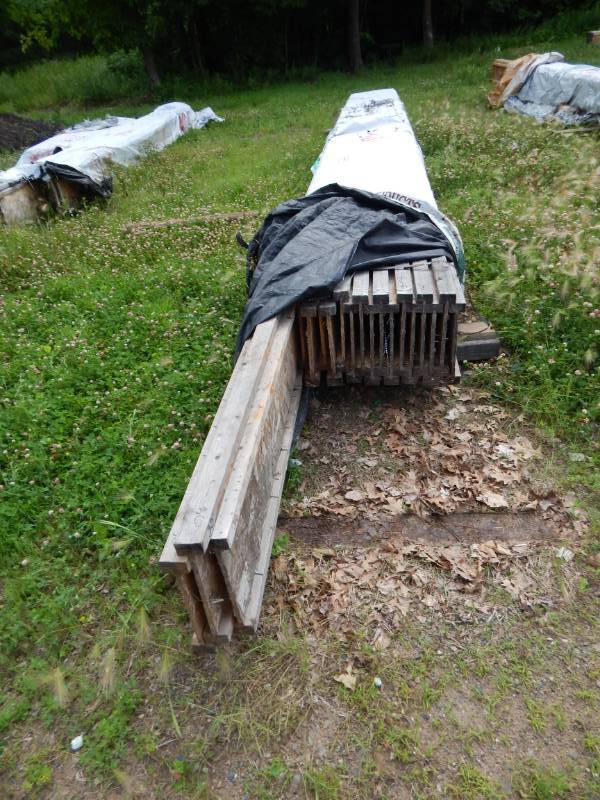 lot 174 image: Wood-I Joists 14 high x 26 and 30 lengths