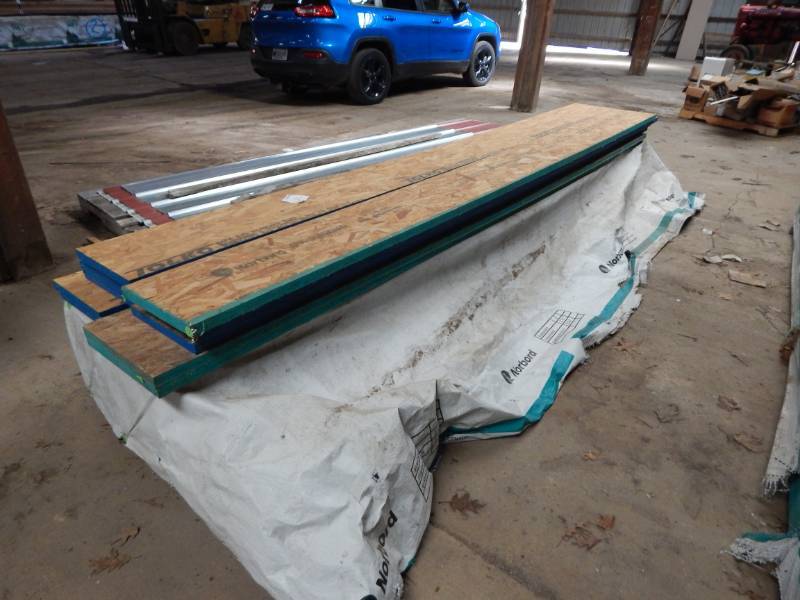 lot 177 image: Rimboard 11-78 high x 12 long