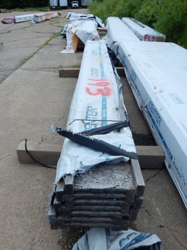 lot 193 image: Wood-I Joists 14 high x 14 long