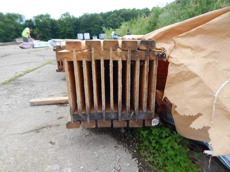 lot 197 image: Wood-I Joists 11-78 high x 26 long AND Wood-I Joists 14 high x 32 long